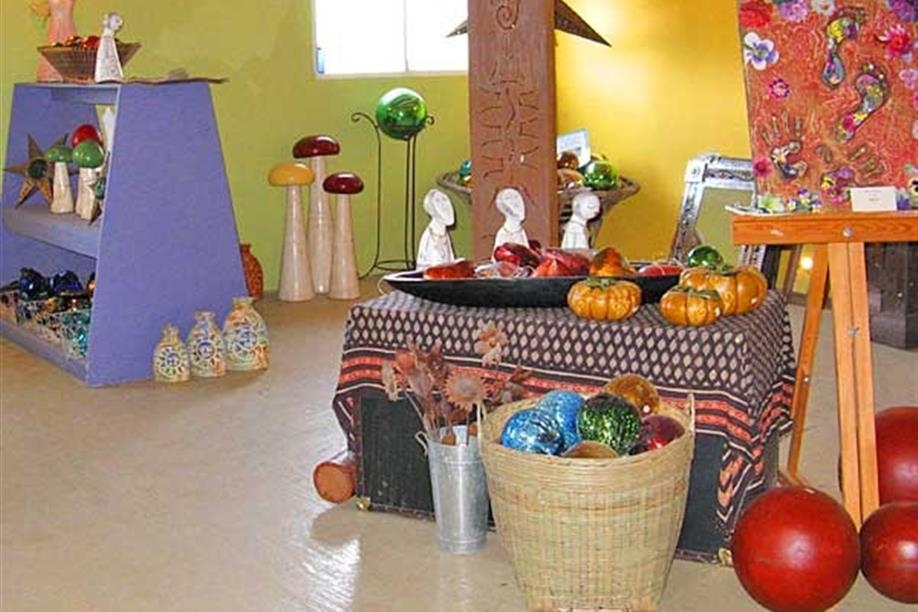 Corn Maiden Market at Lincoln Gardens