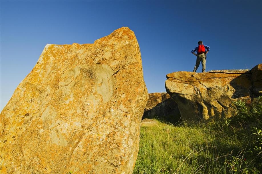 La Roche Percee Provincial Historic Site & Short Creek Cairn