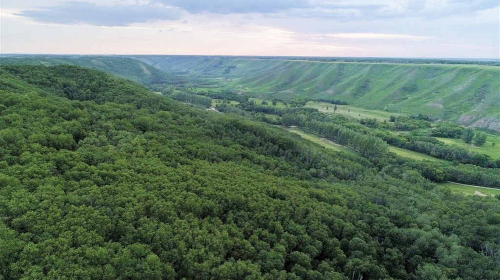 Aerial photo of Last Oak Golf course and qu'appelle valley