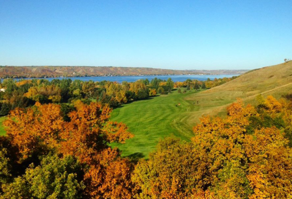 aerial view of a fairway surrounded by autumn coloured trees at Echo Ridge golf course