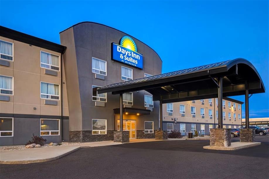 Days Inn & Suites by Wyndham Yorkton