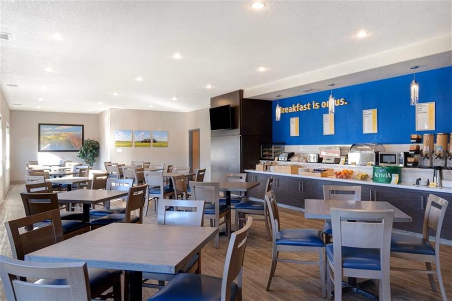 Days Inn & Suites by Wyndham Yorkton