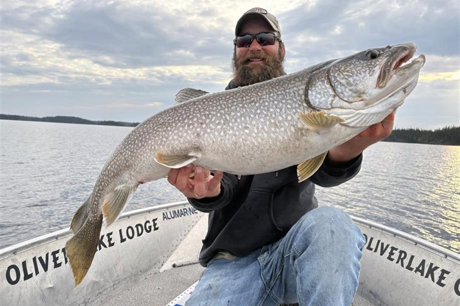 Oliver Lake Wilderness Lodge