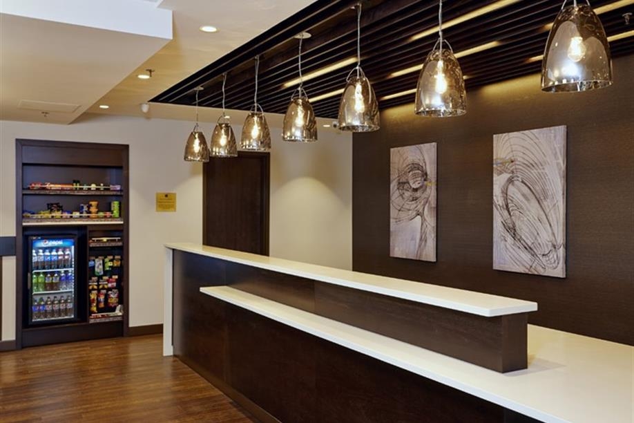 Best Western Plus East Side - Registration Desk