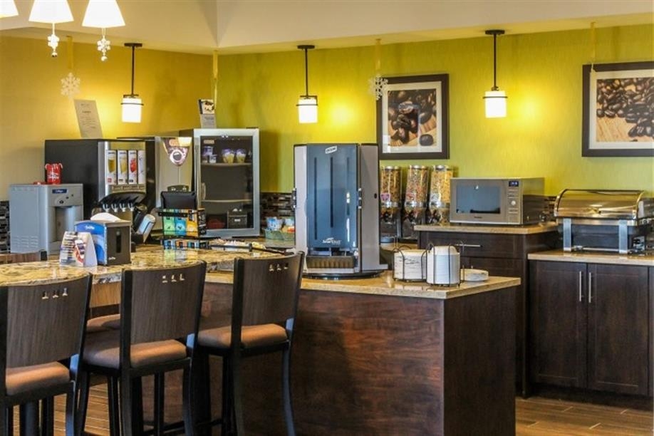 Best Western Plus Moosomin Hotel