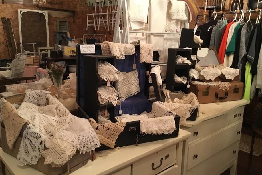 Creekside Country Home Decor & Antiques