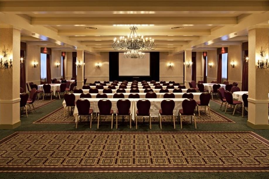 Delta Hotels by Marriott Bessborough - Meeting Room