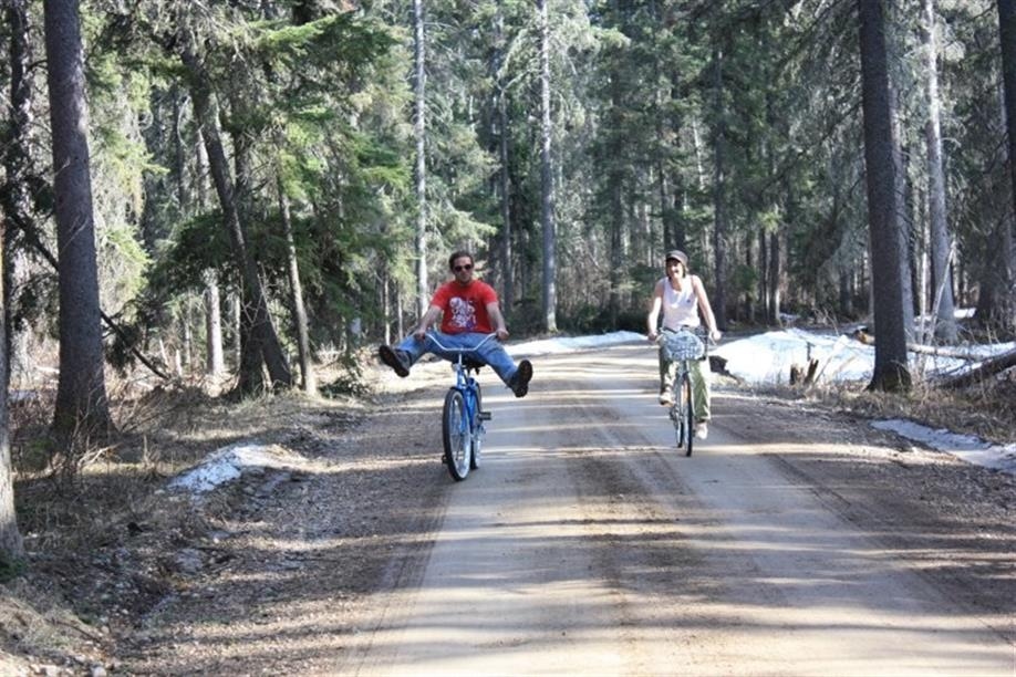 Flora Bora Forest Lodging