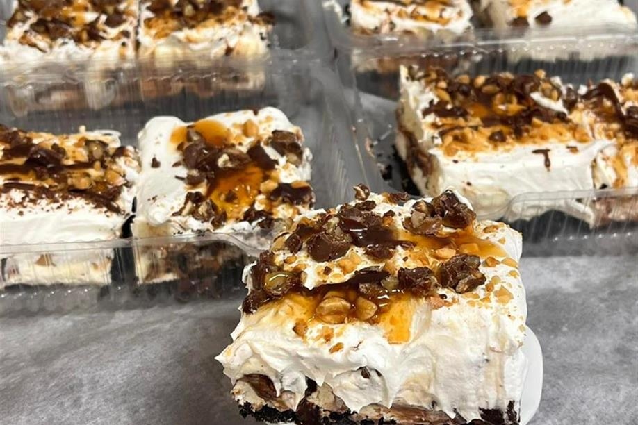 Foxy's Eats & Treats