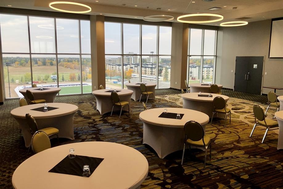 Holiday Inn Express & Suites Saskatoon East - University - Meeting Space