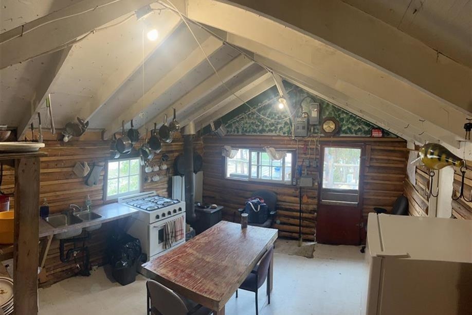 Crystal Lodge Cree Lake