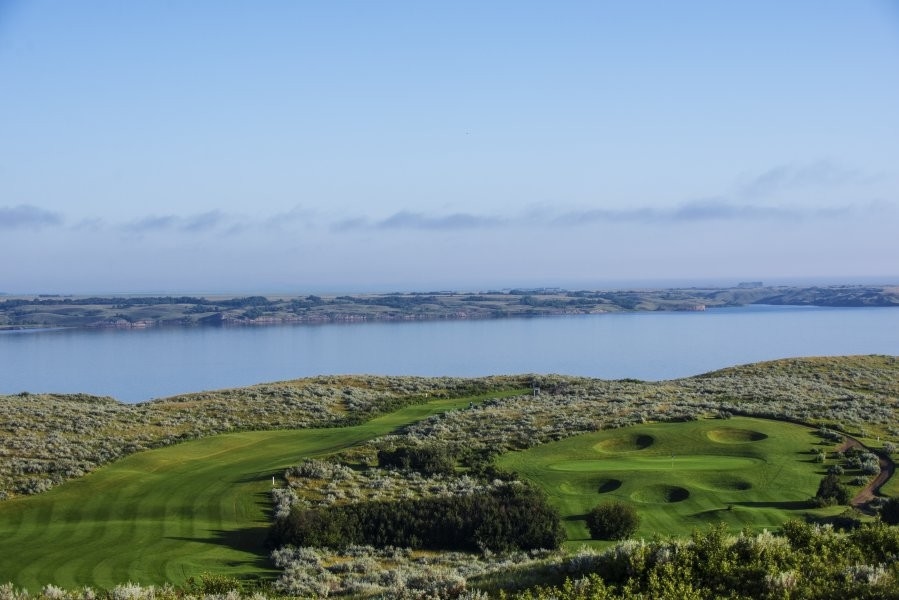 Lake Diefenbaker Tourism