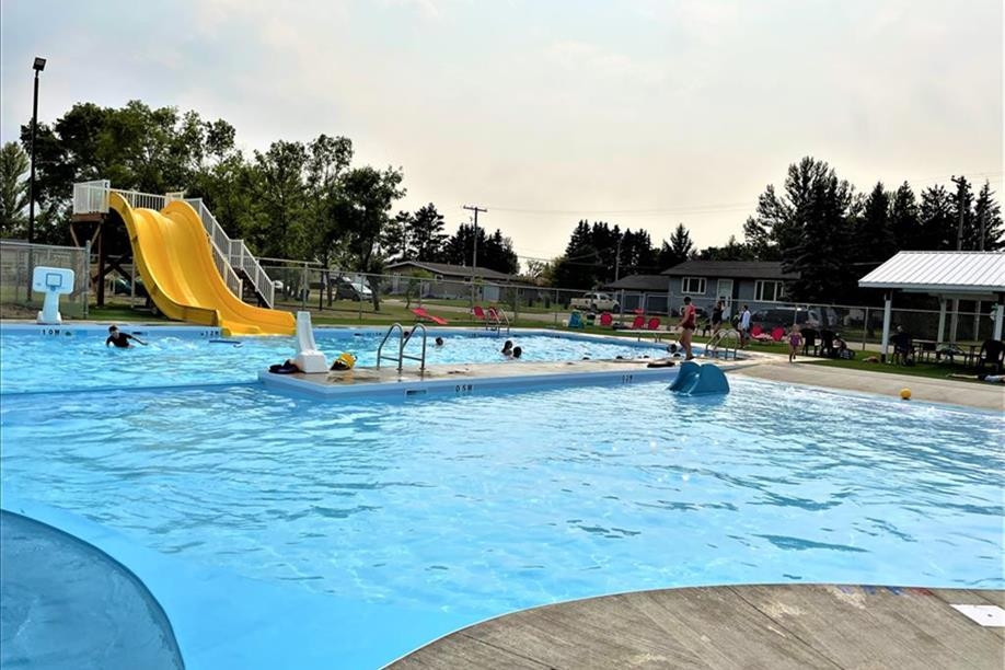 Langenburg - Richardson Pioneer Swimming Pool