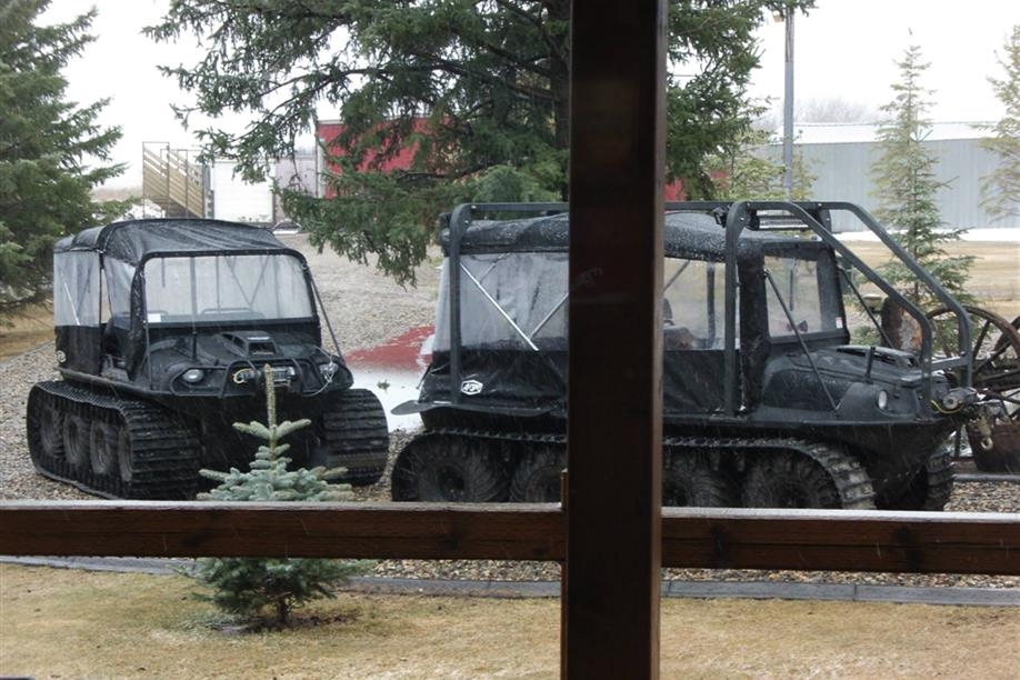 Larson Lake Outfitters