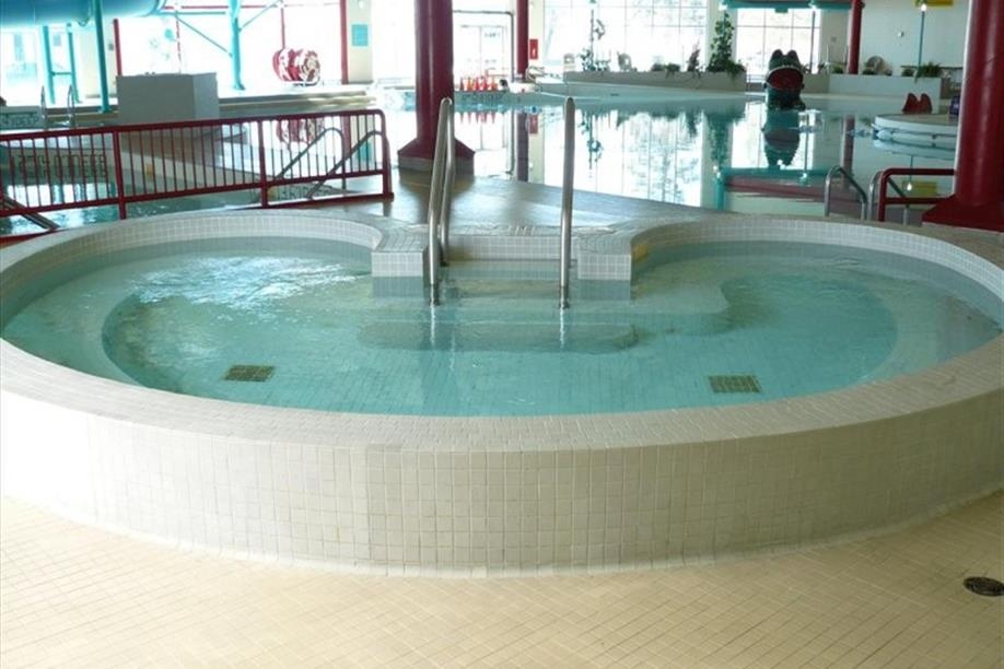 Northern Lights Palace Arena & Pool - Whirlpool