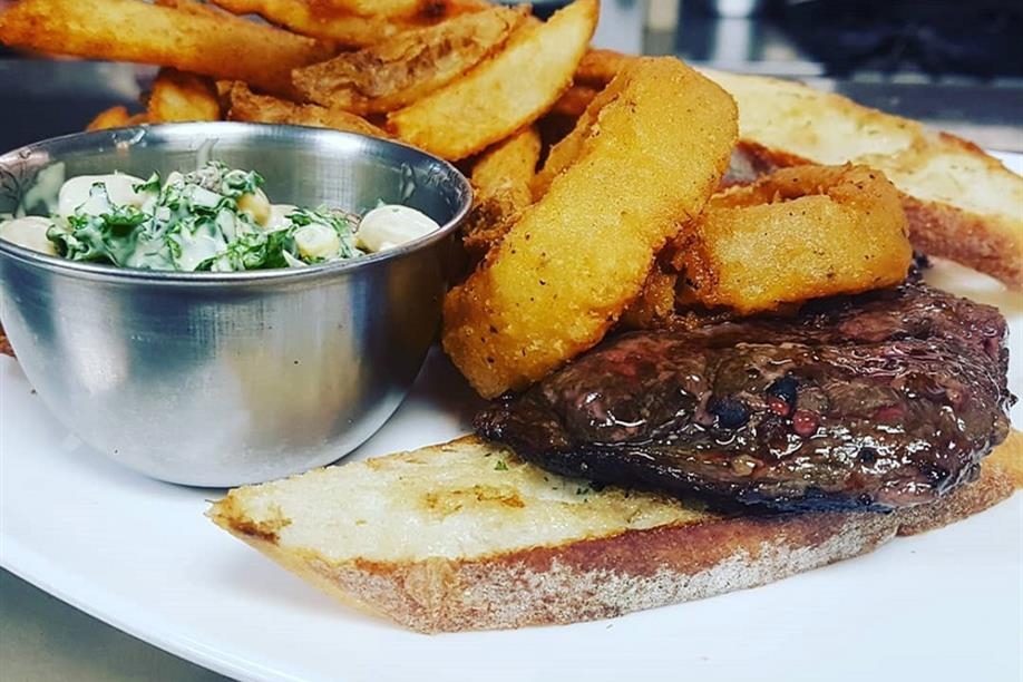 Porta Bella Restauran - lunch option - steak sandwich