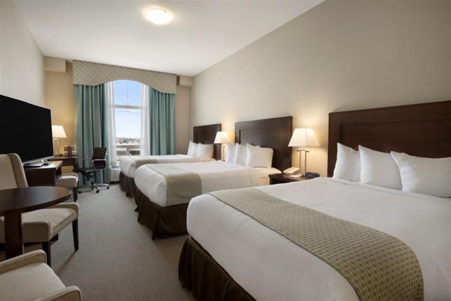 Ramada Emerald Park Regina East - 3 Double Bedroom