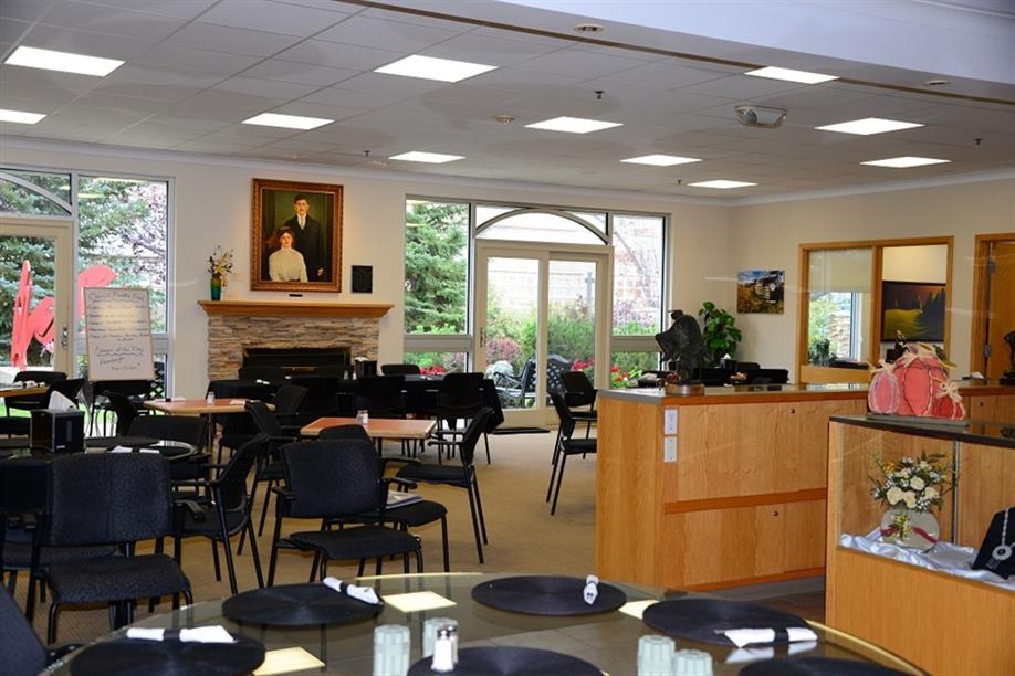 Shurniak Art Gallery