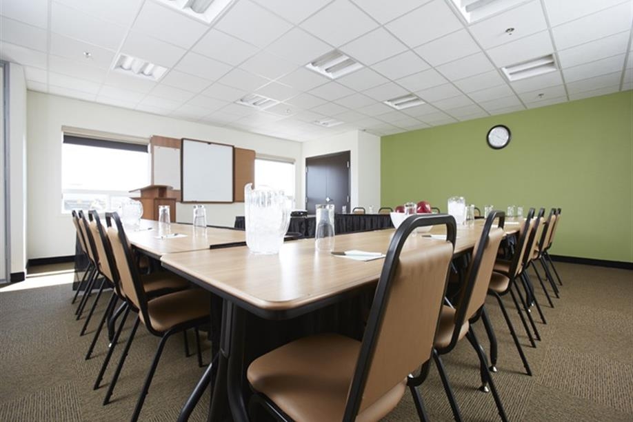 Sleep Inn Regina East - Meeting Room