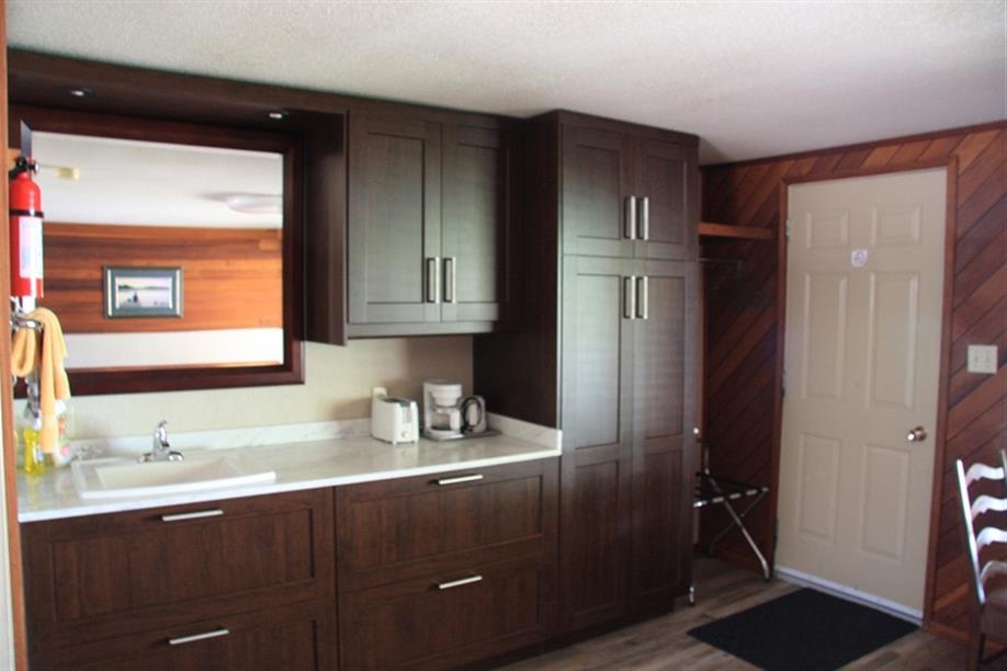 Sunset Bay Resort Inc