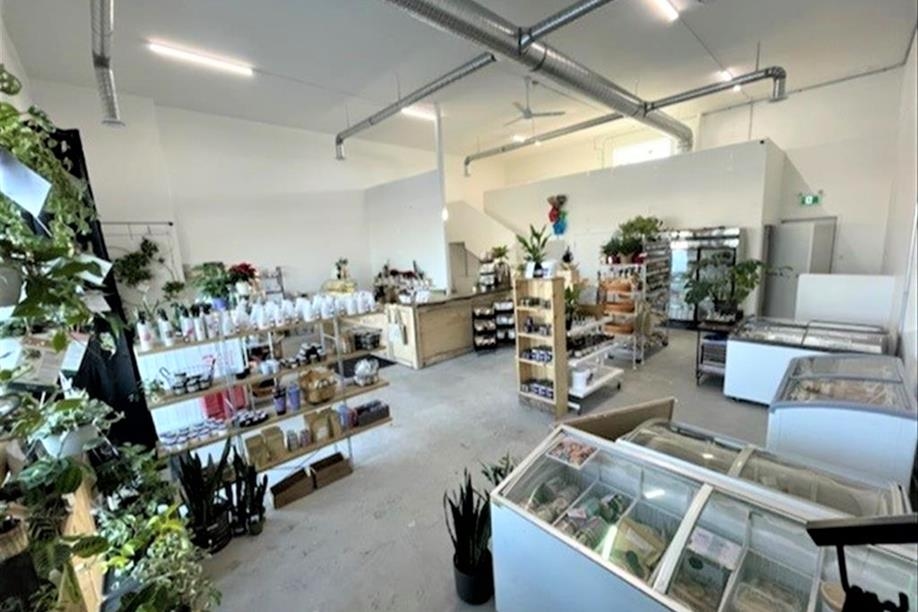 The High Maintenance Hippie Local Market