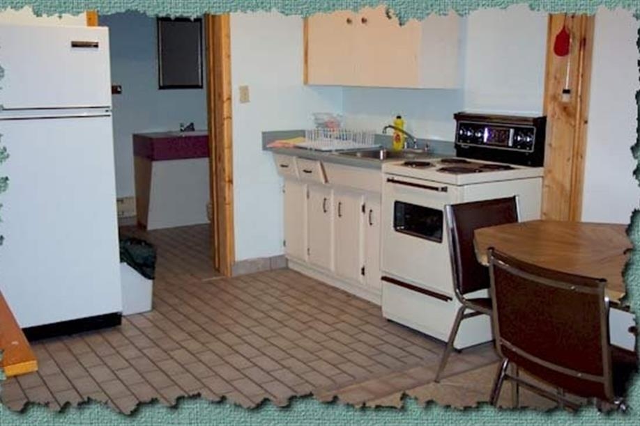 Tobin Lake Lodge #1 - Kitchen