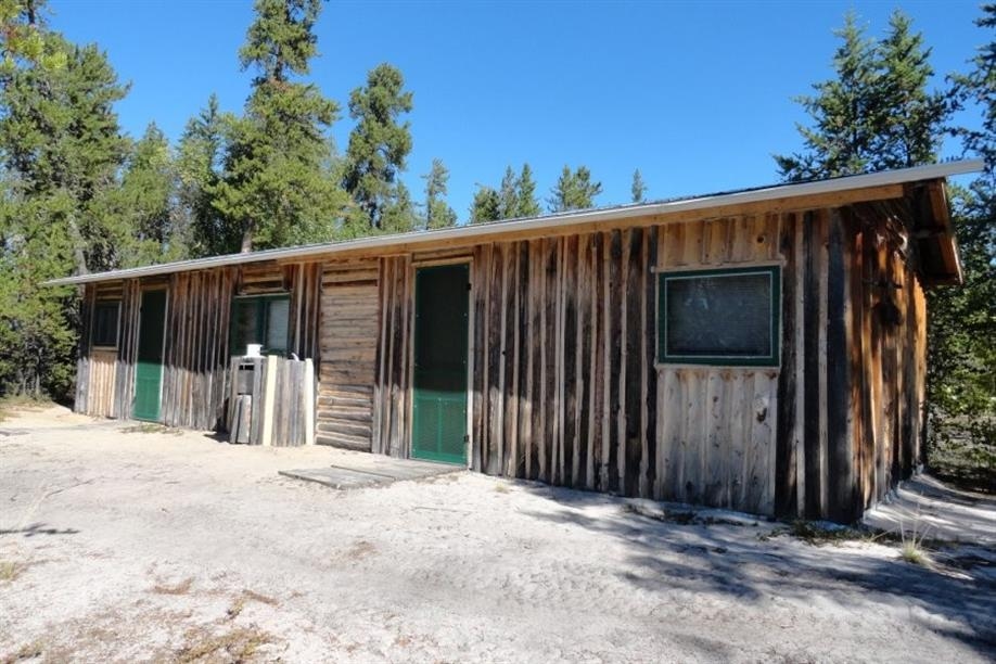 Vermilion Lake Outfitters