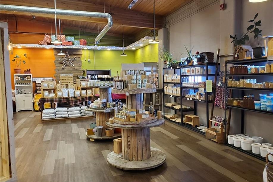 The Wandering Market