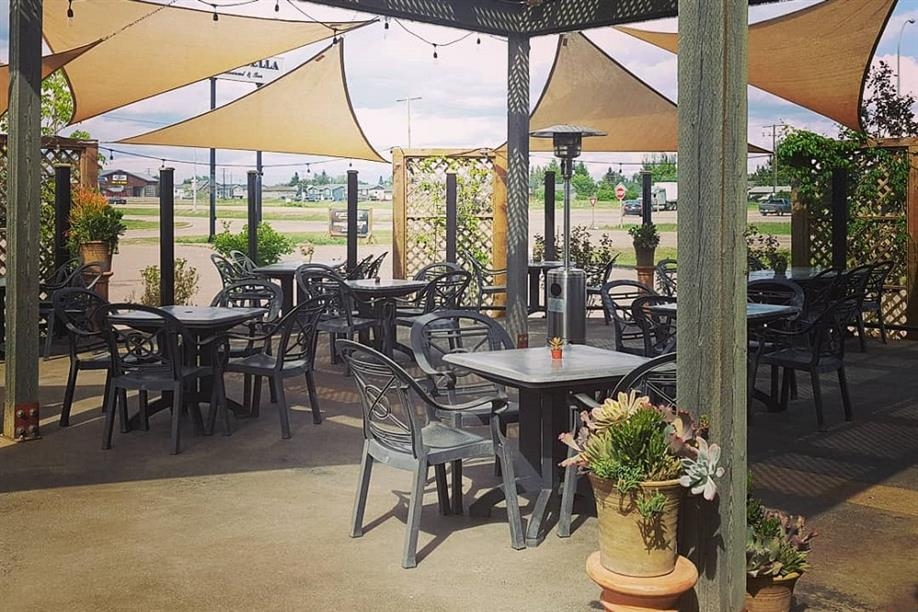 Porta Bella Restauran - outdoor patio