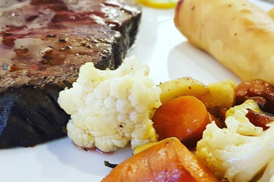 Porta Bella Restauran - prime rib entree