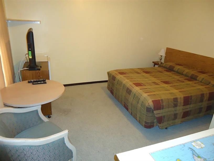 Silver Saddle Suites